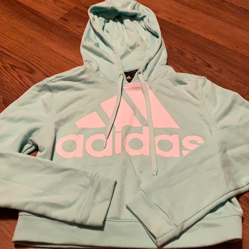 Women’s Adidas cropped hoodie. Size small.